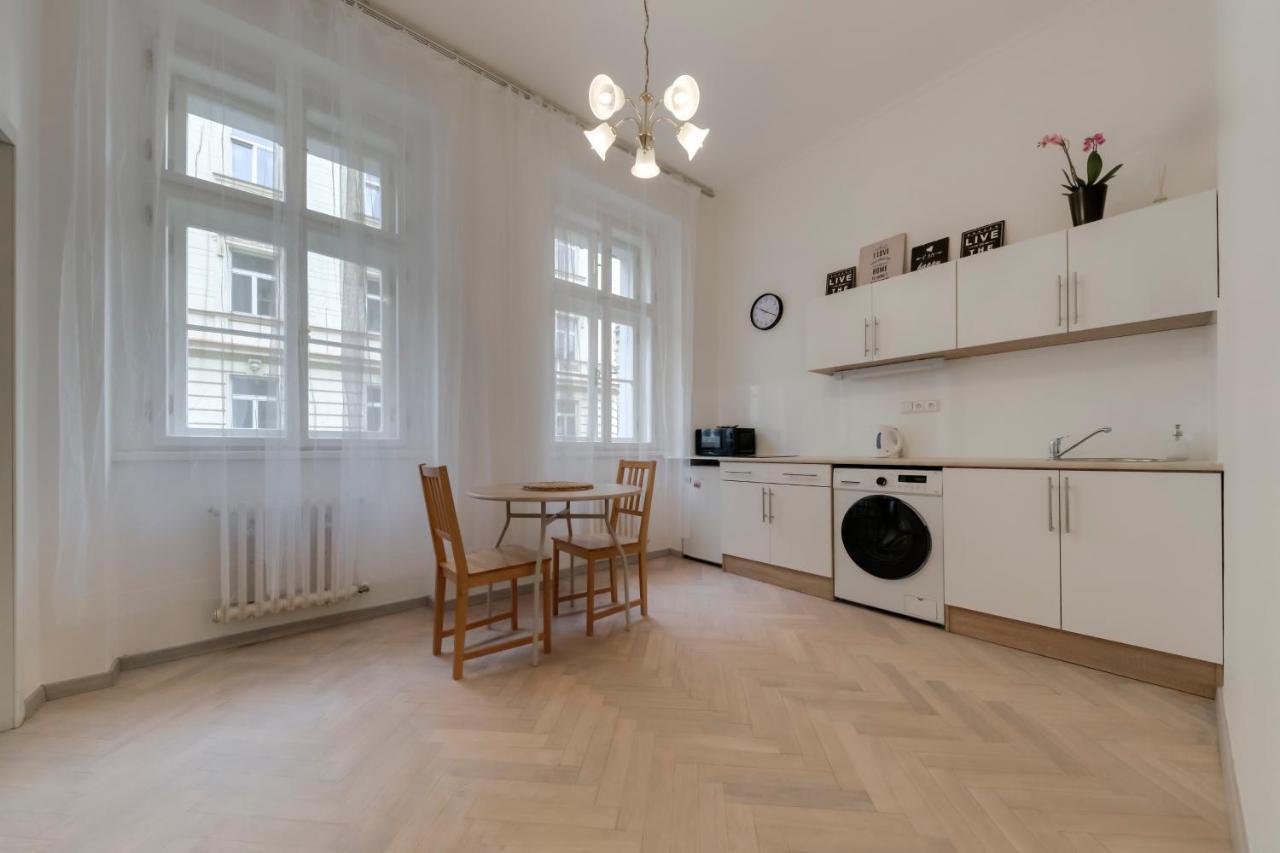 Vita Nejedleho Apartments Prag Dış mekan fotoğraf